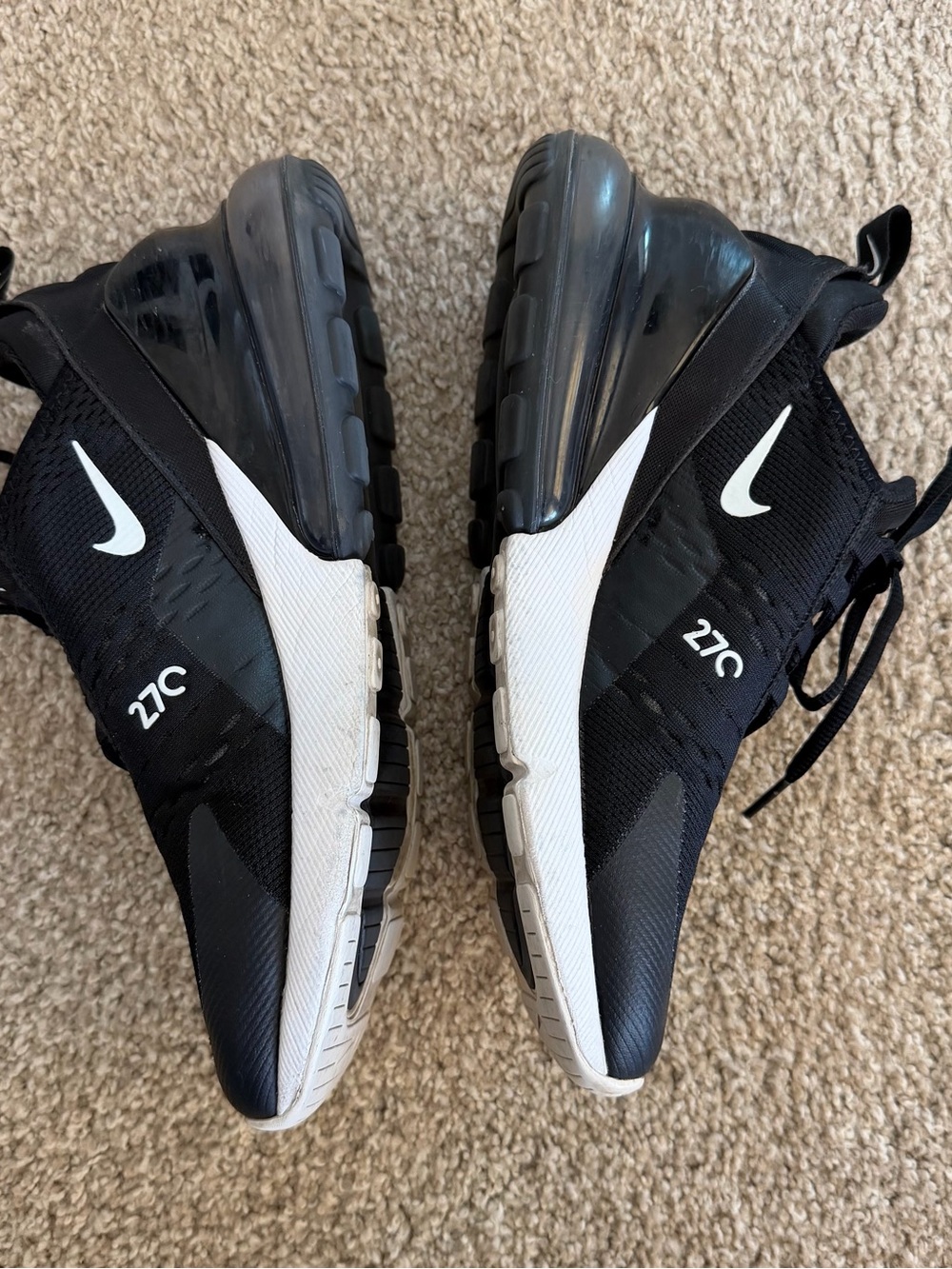 Nike Air Max 270 Sneaker - Picture 6 of 10
